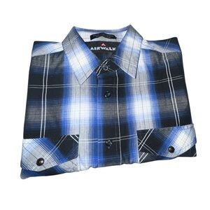 Airwalk Men's Black and Blue Checkered Shirt M Snap buttons on pockets